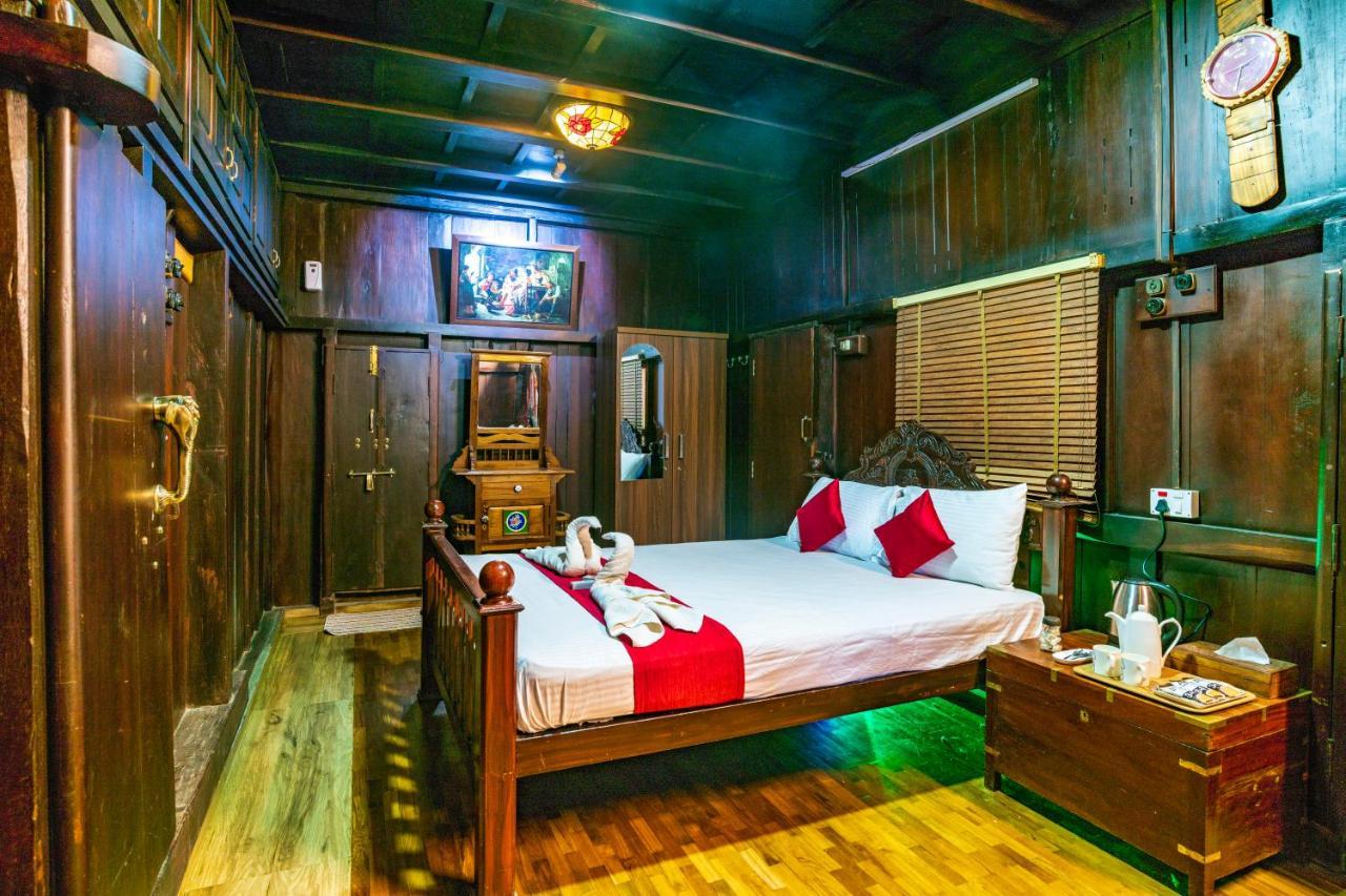 Castillo De Woods , The Private Luxury Villa , 8 Bhk, Vattavada Kottakamboor Kültér fotó